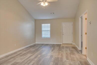 417 Flowing Creek Dr, Evans, GA 30809 - photo 6