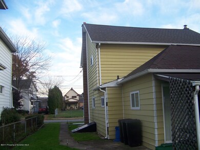 949-951 Lincoln St, Dickson City, PA 18519 - photo 2