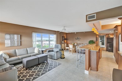 The Warwick Condominium unit 6M, Fort Lauderdale, FL 33308 - photo 4