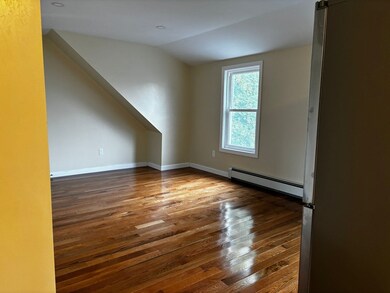 154-156 Willow St unit 3, Lawrence, MA 01841 - photo 5