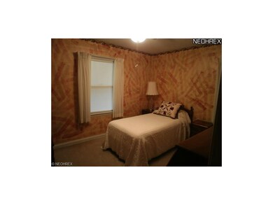 Impressive bedroom. A real Memory maker!