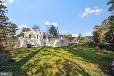 7419 Farnum St, Springfield, VA 22151 - photo 2