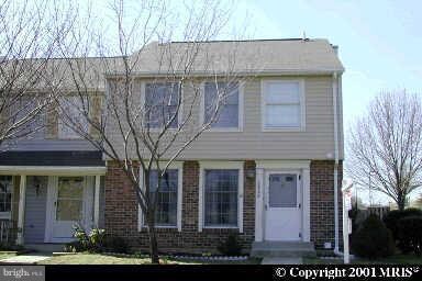 12522 Willow Spring Cir, Germantown, MD 20874 - photo 2