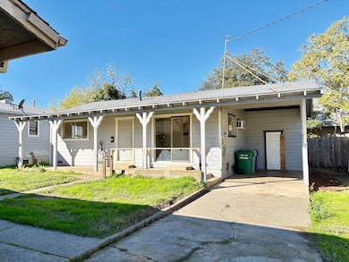 849 West St, Redding, CA 96001 - photo 4