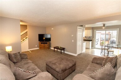 1919 Robindale St, Wickliffe, OH 44092 - photo 5