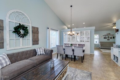 05- 941 Hudson Way, Gilbert 85233