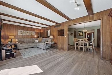 556 Mahaska Ct, Iowa City, IA 52246 - photo 3