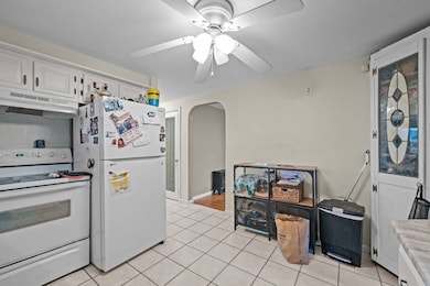 144 Hoxsie Ave, Warwick, RI 02889 - photo 5