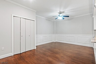 111 Mulberry St unit 2K, Newark, NJ 07102 - photo 6