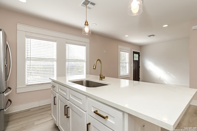 120 E Magnolia Ave unit 202, San Antonio, TX 78212 - photo 5