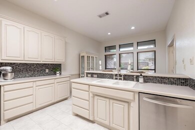 3213 Channing Ln, Bedford, TX 76021 - photo 6