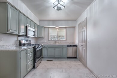 605 E Fort Worth Place, Broken Arrow, OK 74012 - photo 7