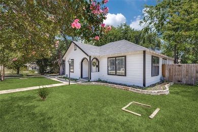 5415 Dartmouth Ave, River Oaks, TX 76114 - photo 3