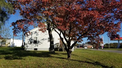 805 Oak Dr, Manchester, TN 37355 - photo 4