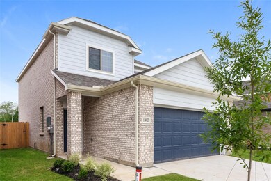 1402 Ester Ln, Ennis, TX 75119 - photo 2