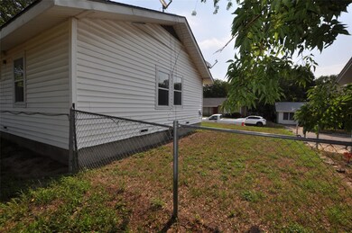 1209 Grace St, Weatherford, TX 76086 - photo 6