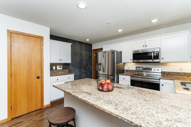 61528 248th Ave, Mantorville, MN 55955 - photo 4