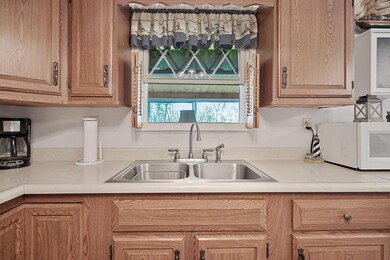 295 Harbor View Dr, Thornville, OH 43076 - photo 5