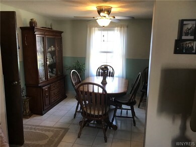 886 Deerfield Dr, North Tonawanda, NY 14120 - photo 5