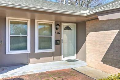 316 S Fern Place, Broken Arrow, OK 74012 - photo 3