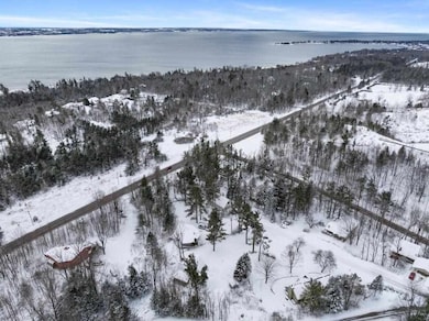 73 Harbor Ln, Petoskey, MI 49770 - photo 5