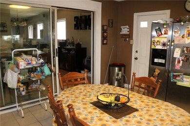 84 Magill St, Pawtucket, RI 02860 - photo 4