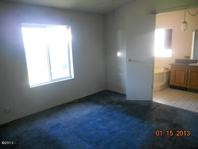 RTL PIR Photos NW Crane St Seal Rock OR