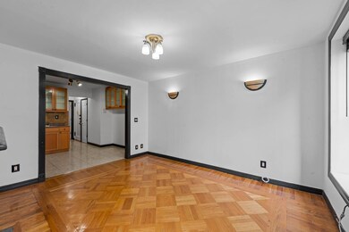 214 E 84th St unit 3A, New York, NY 10028 - photo 4