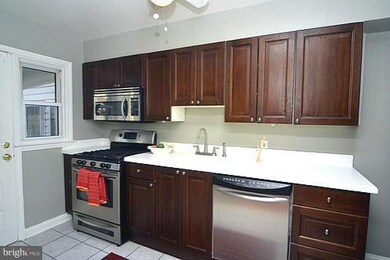 1802 Darrich Dr, Parkville, MD 21234 - photo 6