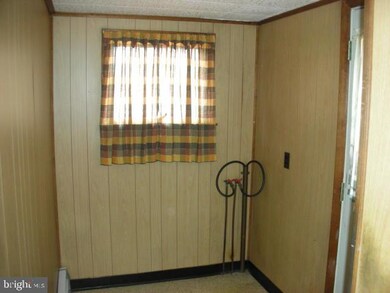 129 E Grant St, McAdoo, PA 18237 - photo 5