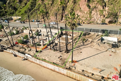 20942 Pacific Coast Hwy, Malibu, CA 90265 - photo 4