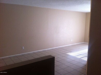 LIVING ROOM 1