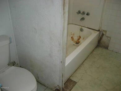 Bath 1 A