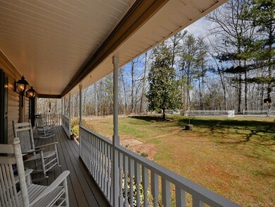 59 Sherry Ln, Leicester, NC 28748 - photo 2