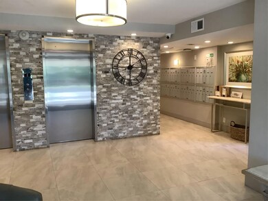 575 Oaks Ln unit 608, Pompano Beach, FL 33069 - photo 3