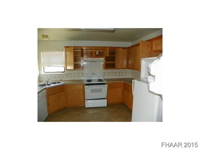 1109 Katelyn Cir, Copperas Cove, TX 76522 - photo 2