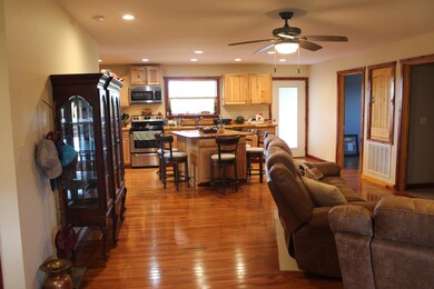 Living/Kitchen