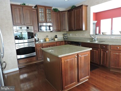 200 Ironwood Dr unit 121, Woodbury, NJ 08096 - photo 6