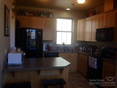 63079 Fairey Ct, Bend, OR 97701 - photo 6