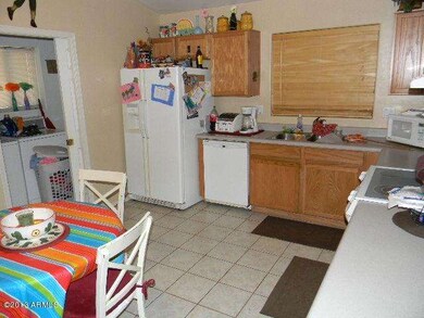 Kitchen 1