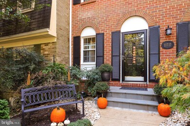 11717 Stillbrook Ct, Reston, VA 20191 - photo 3