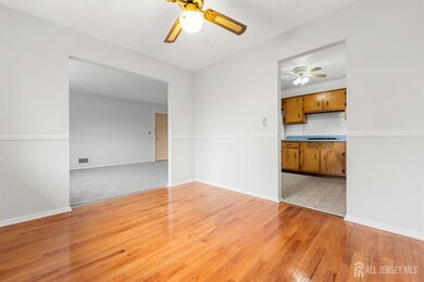 89 Van Buren Ave unit 2, Metuchen, NJ 08840 - photo 2
