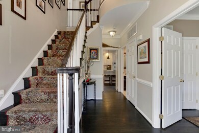 7903 Hollington Place, Fairfax Station, VA 22039 - photo 2