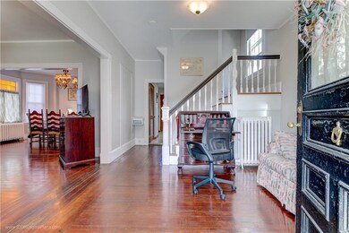 4 Ayrault St, Newport, RI 02840 - photo 4