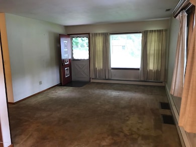 6402 White Birch St, East Stroudsburg, PA 18301 - photo 3