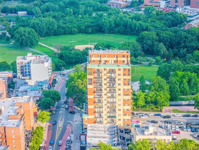 Garden View Plaza unit 12A, Flushing, NY 11355 - photo 6