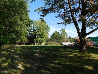 2811 Bishop Rd, Wickliffe, OH 44092 - photo 3