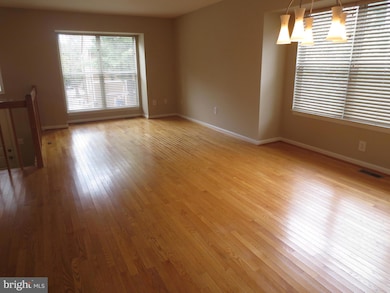 9602 Clocktower Ln, Columbia, MD 21046 - photo 7