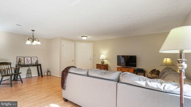 815 Stratford Way unit E, Frederick, MD 21701 - photo 6