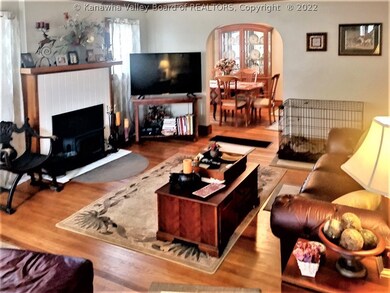 1007 W Virginia Ave, Dunbar, WV 25064 - photo 3